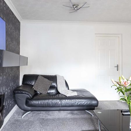 Capri 13 Sa - 3 Bedroom House Close To Loughborough University, Ev Car Facilities, Free Parking, Free Wifi - Ask For Contractor Rates! Dış mekan fotoğraf