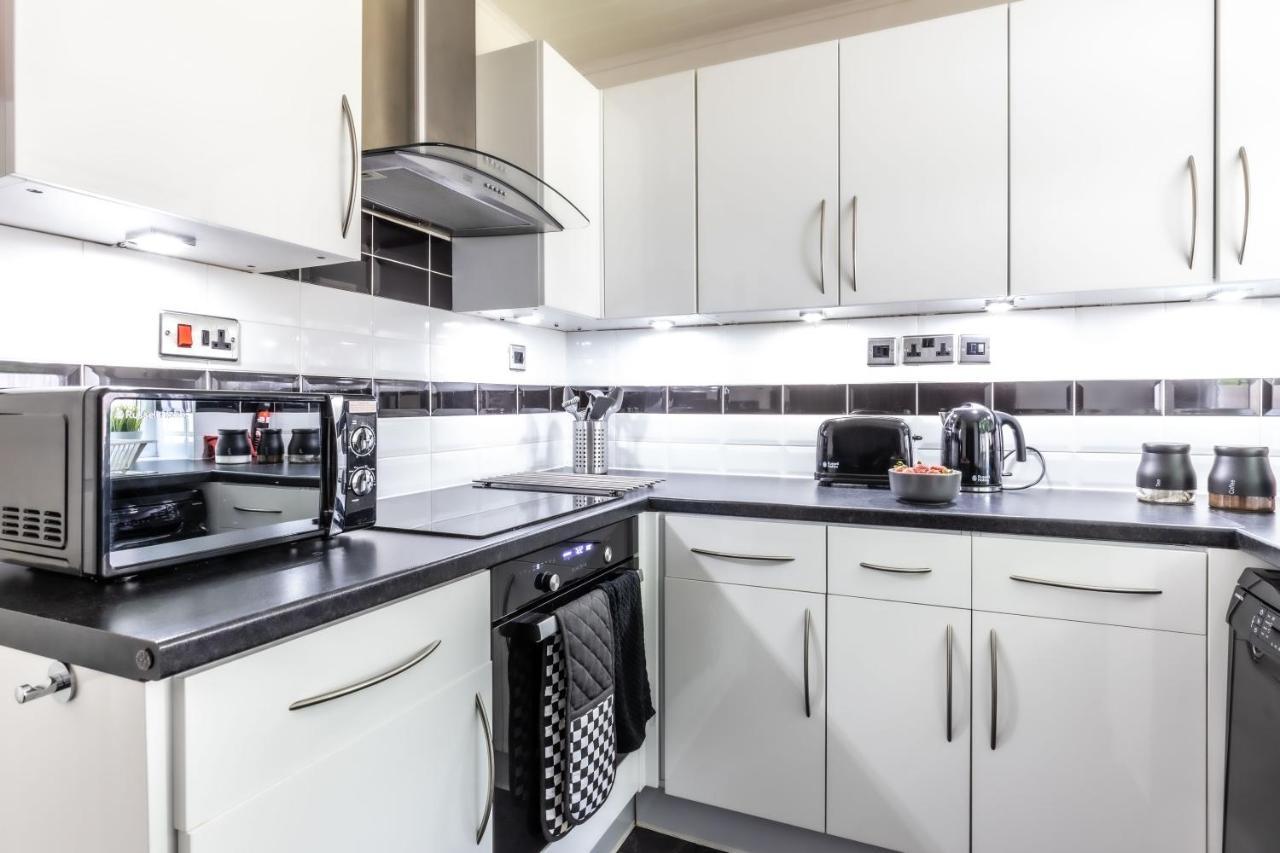 Capri 13 Sa - 3 Bedroom House Close To Loughborough University, Ev Car Facilities, Free Parking, Free Wifi - Ask For Contractor Rates! Dış mekan fotoğraf